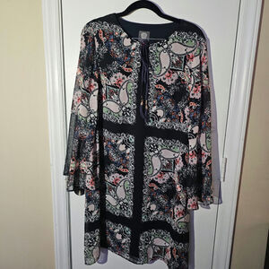 Vince Camuto Women's Printed Chiffon Float Dress Size 14 Career Fairy Fun
